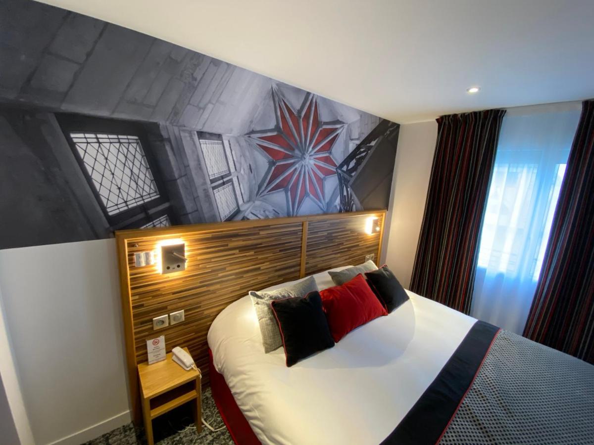 Logis - Le Christina Hotel บัวร์ ภายนอก รูปภาพ