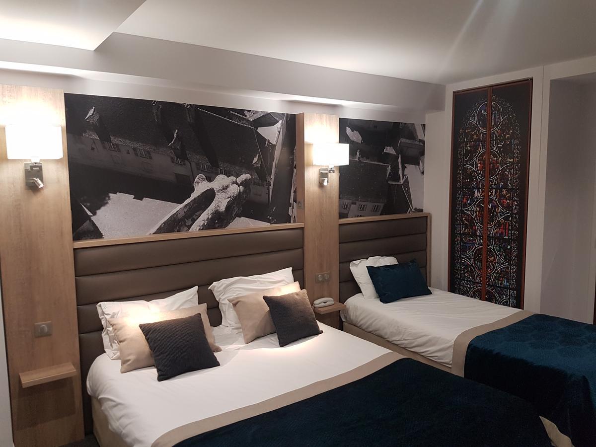 Logis - Le Christina Hotel บัวร์ ภายนอก รูปภาพ