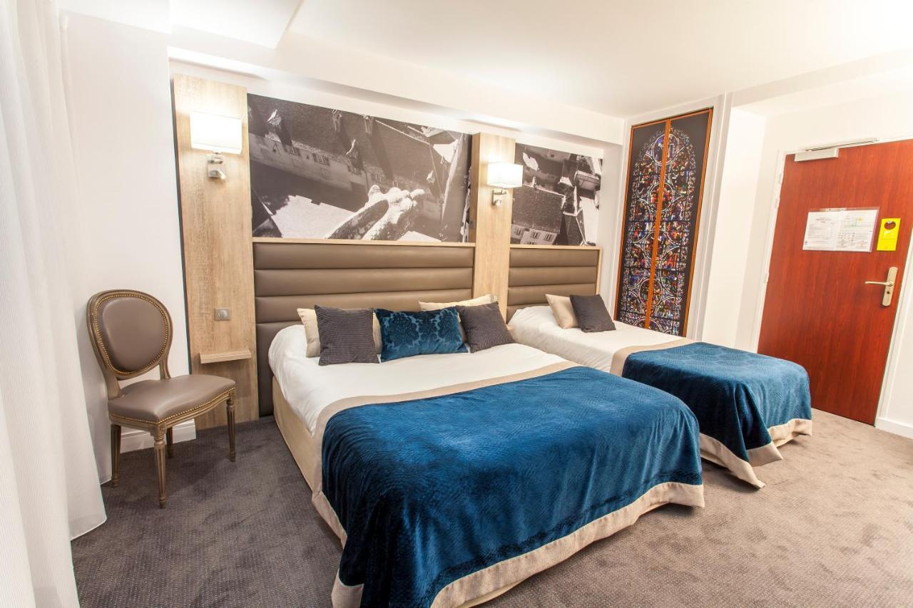Logis - Le Christina Hotel บัวร์ ภายนอก รูปภาพ